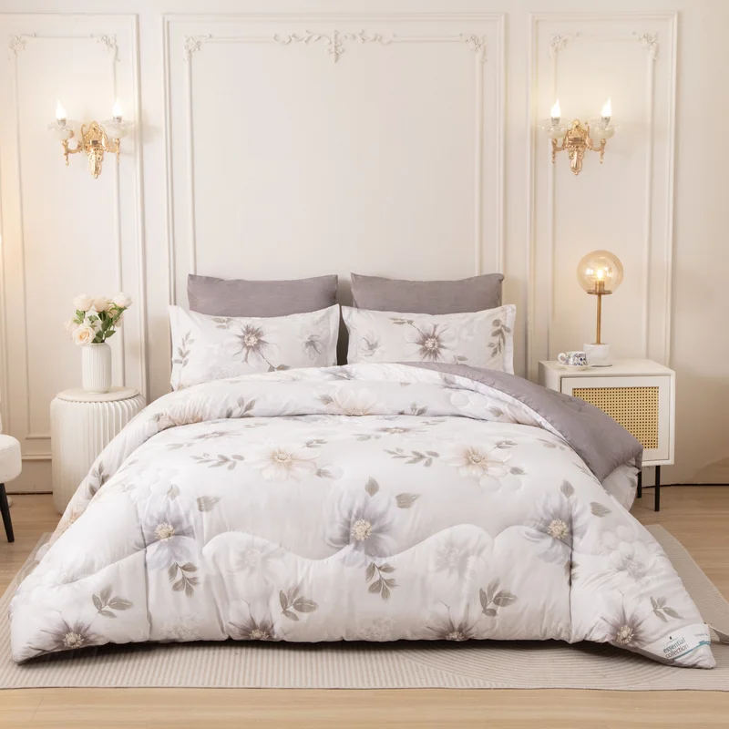 Donetella Printed Duvet Set, Queen Size Fits 180x200 cm - 4-Pcs Bed Set, Brushed Microfiber Fabric - 1 Duvet Cover, 1 Fitted Sheet, 1 Pillow Shams, 1 Pillowcases (Filler Not Included)